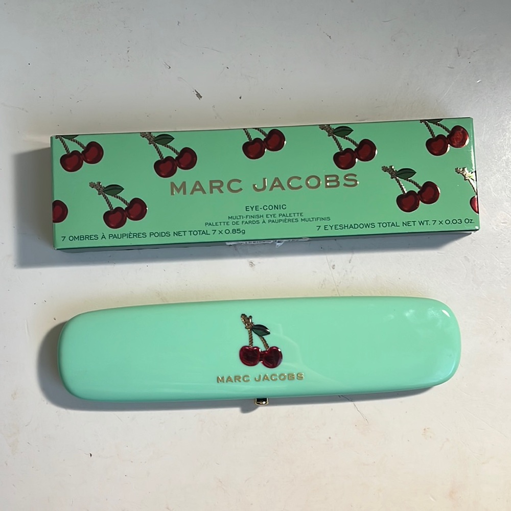 SOLD Marc Jacobs Cherrific palette